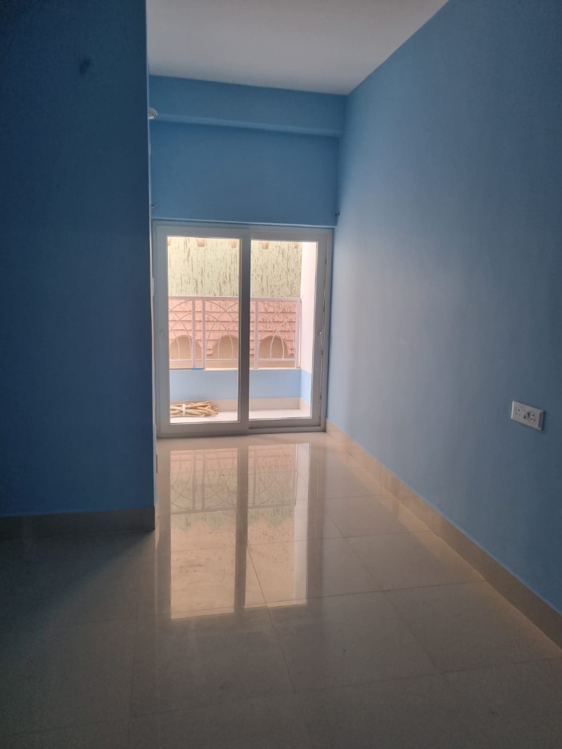 Unfurnished 3bhk in Fakharuddin Ali Ahmed Road, Barbari Village, Guwahati, Assam, India for Rent